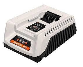 Akumuliatoriaus įkroviklis Daewoo DACH 2040Li, 230 V (pažeista pakuotė)