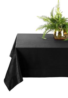 Staltiesė stačiakampė Melinda, juoda, 180 x 140 cm