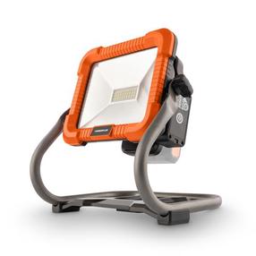 Prožektorius be judesio daviklio, tvirtinamas prie lubų arba sienos Powerplus POWDP8031, 30 W, 2700 lm, 6400 °K, IP65, juoda sp./oranžinė sp.