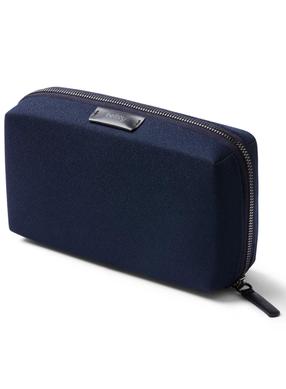 Piederumi, organizators Bellroy Tech Kit, zila krās.