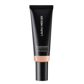 Šķidrā grima bāze Laura Mercier Tinted Moisturizer Blurred Matte Oil Free, SPF 30, fawn krās., 3c, 45 ml