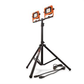 Celtniecības prožektors ar statīvu, brīvi stāvošs Powerplus POWDP8035, 20 W, 2000 lm, 5000 °K, IP54, melna krās./oranža krās.