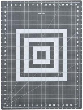 Lõikelaud Fiskars A2 1003895, valge v./hall v., 4.5 cm x 6 cm
