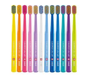 Dantų šepetėlis Curaprox 5460 Ultra Soft, (spalva/dizainas parenkami atsitiktine tvarka)