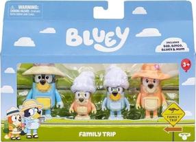 Набор фигурок Moose Toys Bluey Family Trip 76542, 4 шт., многоцветный