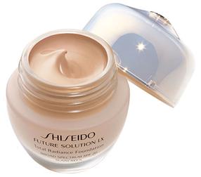Šķidrā grima bāze Shiseido Future Solution LX, SPF 15, r4, 30 ml