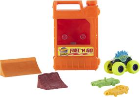  Набор игрушечных автомобилей Mattel Hot Wheels Monster Truck Fuel N Go, 1:64, многоцветный