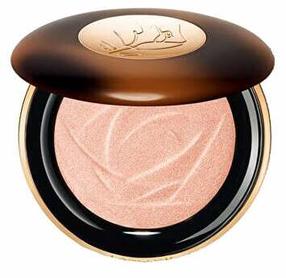 Švytėjimo suteikianti priemonė Lancome Teint Idole Ultra, light glow sp., 1, 10 g