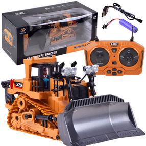 Трактор RC0600, черный цв./oранжевый цв.