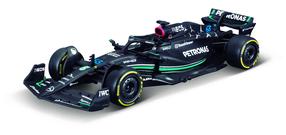 Rotaļu sacīkšu automašīna Bburago F1 Mercedes-Amg W14 E 2023, 1:43, melna krās.