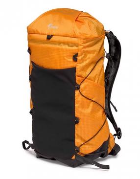 Seljakott Lowepro RunAbout, must v./oranž v.