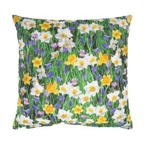 Dekoratyvinė pagalvėlė Home4you Holly Spring Flowers, balta sp./geltona sp./žalia sp., 45 cm x 45 cm