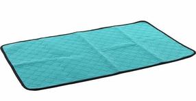 Vairākkārt lietojams uzsūcošs paklājs suņiem Flamingo TRAINING PAD, 51 cm x 85 cm zaļa krās.