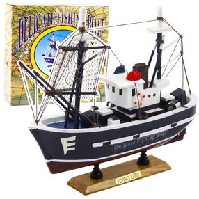 Игрушечный корабль Lean Toys Delicate Fishing Boat Flying Lady, синий цв.
