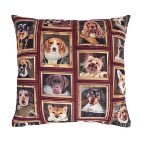 Dekoratyvinė pagalvėlė Home4you Holly Dogs In A Frame, ruda sp./juoda sp./raudona sp., 45 cm x 45 cm