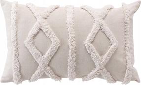 Dekoratyvinė pagalvėlė Douceur d`Interieur Safira, kreminė sp., 30 cm x 50 cm