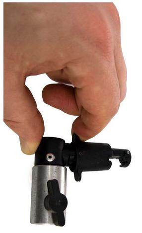 Fonu turētājs Formax K11 Bracket For Backdrops&Reflectors, 8 cm, melna krās.