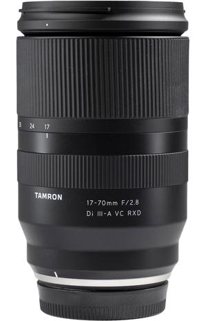  Prece ar bojātu iepakojumu. Objektīvs Tamron 17-70mm f/2.8 Di III-A VC RXD