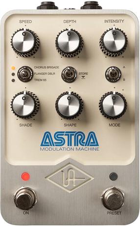 Электрогитарный процессор Universal Audio UAFX Astra Modulation Machine - Guitar Effect, черный цв./бежевый цв.