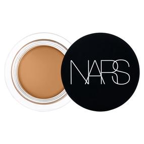 Maskuojanti priemonė Nars Soft Matte Complete, caramel, 6.21 g