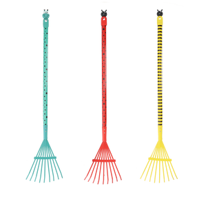 Grėblys, vaikiškas 4IQ, plastikas/plienas, (spalva/dizainas parenkami atsitiktine tvarka)