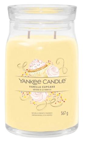 Свеча, ароматическая Yankee Candle Signature Vanilla Cupcake, 60 - 90 час, 567 г, желтый цв.