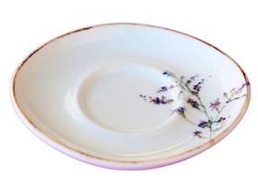 Puodelio lėkštutė Hermia PBL06CSPRS995, balta sp./violetinė sp.