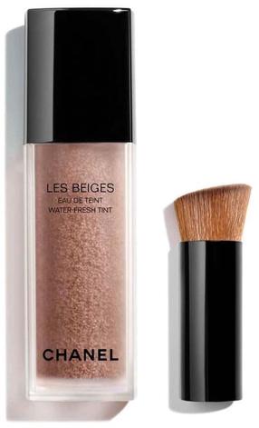 Prece ar bojātu iepakojumu. Šķidrā grima bāze Chanel Les Beiges Water-Fresh Tint, deep, 30 ml