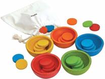 Rūšiavimo - skaičiavimo žaidimas Plan Toys Cups, įvairių spalvų, 30 vnt.