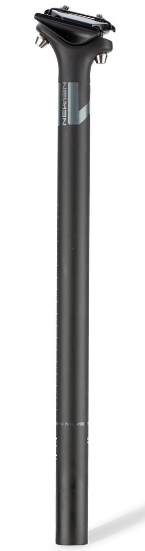 Sēdekļa statnis Newmen Advanced Carbon, oglekļa šķiedras/titāna, melna krās.