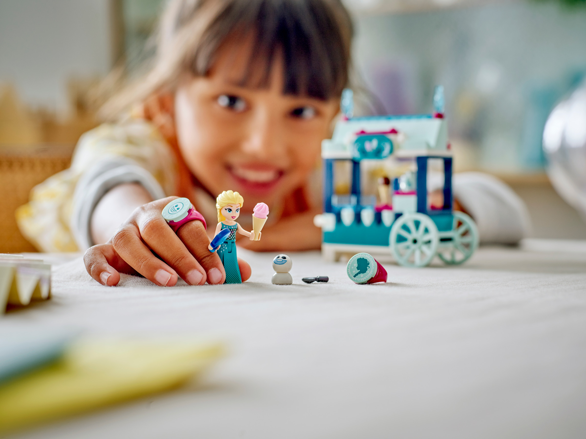 MYSWさま Konstruktorius LEGO® ǀ Disney Elzos „Ledo šalies“ vaišės