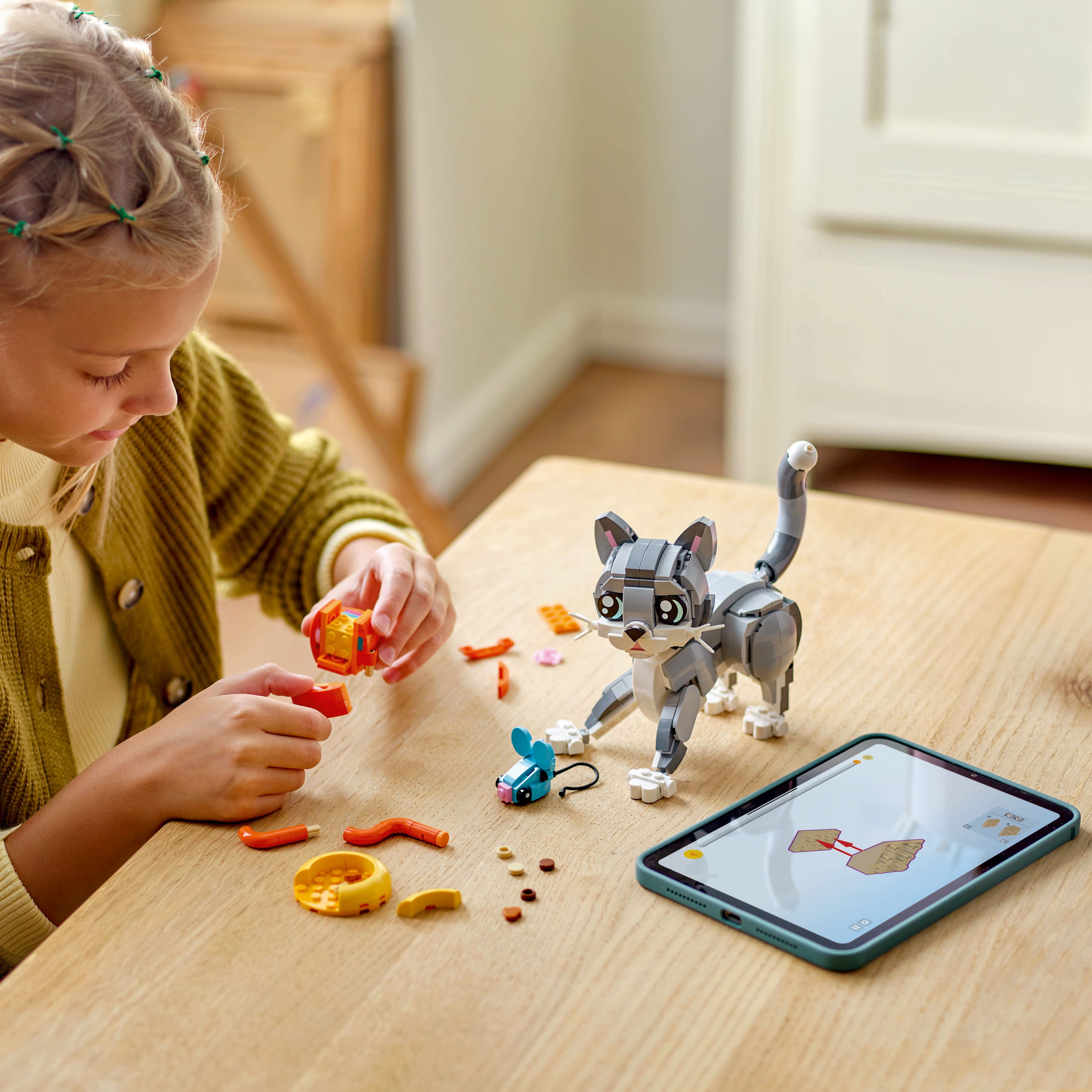 Konstruktorius LEGO® Creator 3in1 Žaisminga katė 31163, 407 vnt