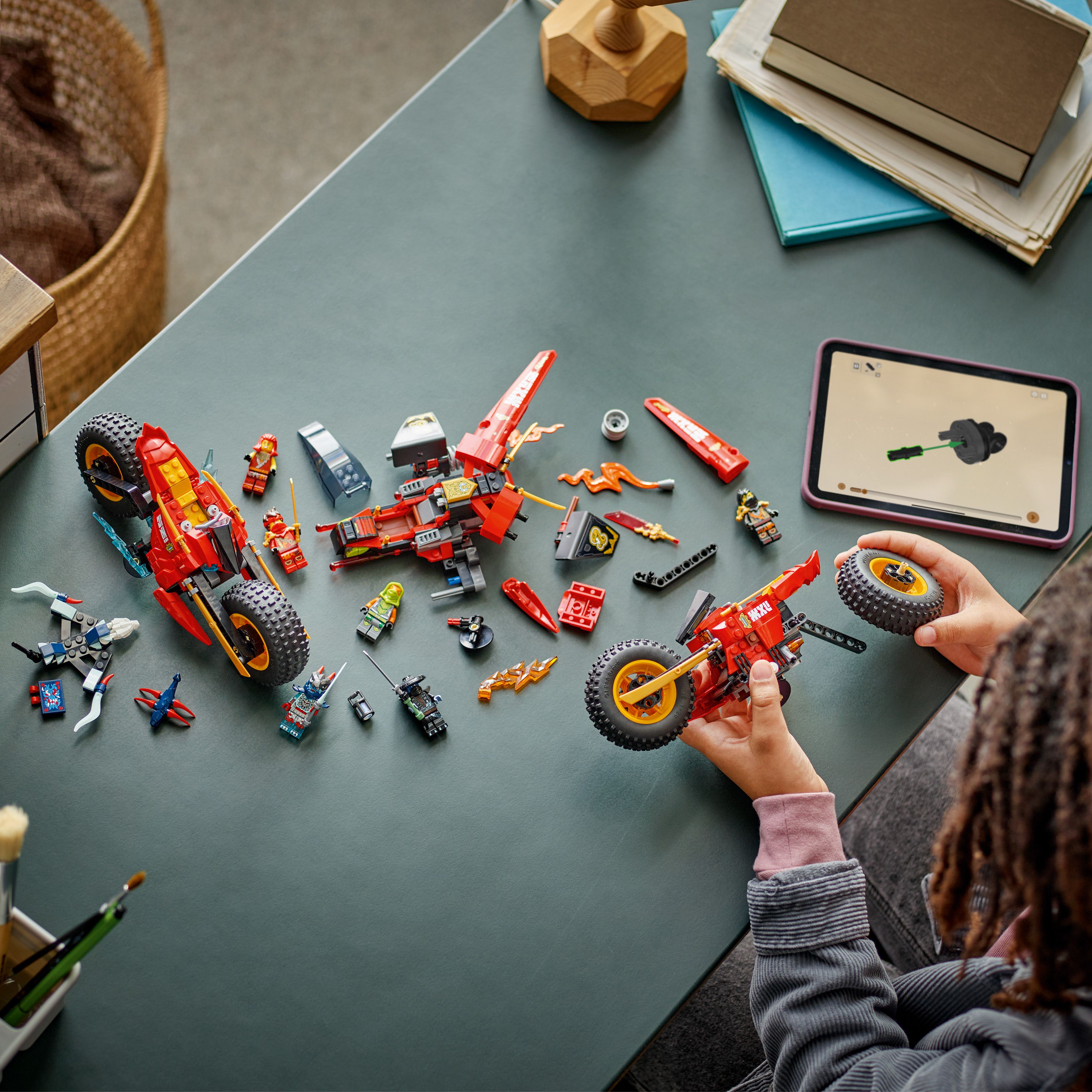 Konstruktorius LEGO® Ninjago Nindzių kovinė transporto priemonė