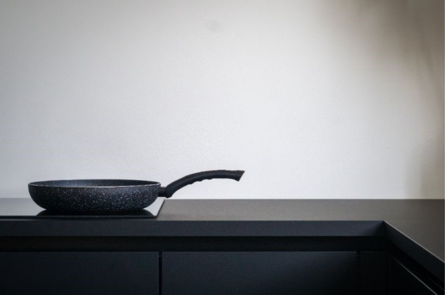 Induction stove vs. ceramic stove