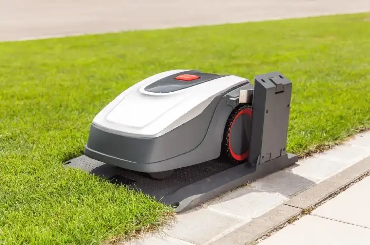 Robotniiduk AL-KO Robolinho E 500 dokis.