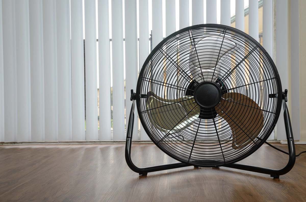Floor fan Ravanson WT-7045INOX, 110 W