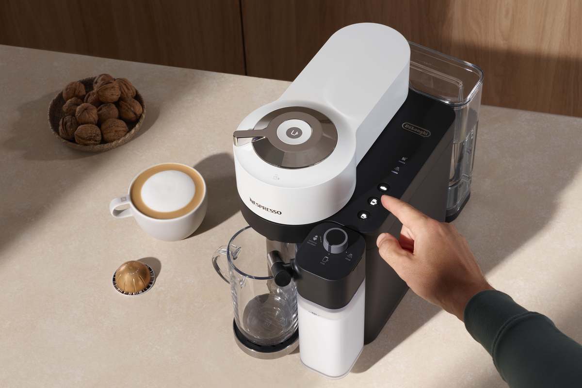 Nespresso Vertuo Lattissima ENV300.W
