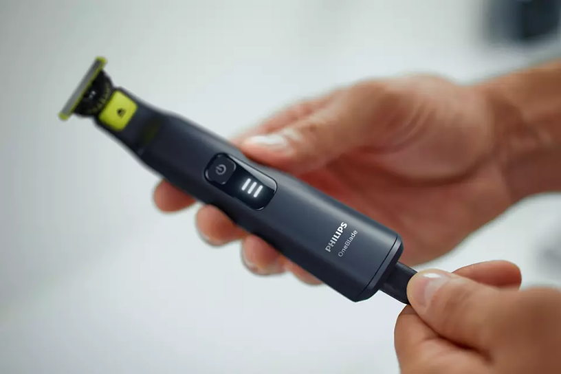Бритва для бороды Philips OneBlade Pro QP6541/15, li-ion, черный