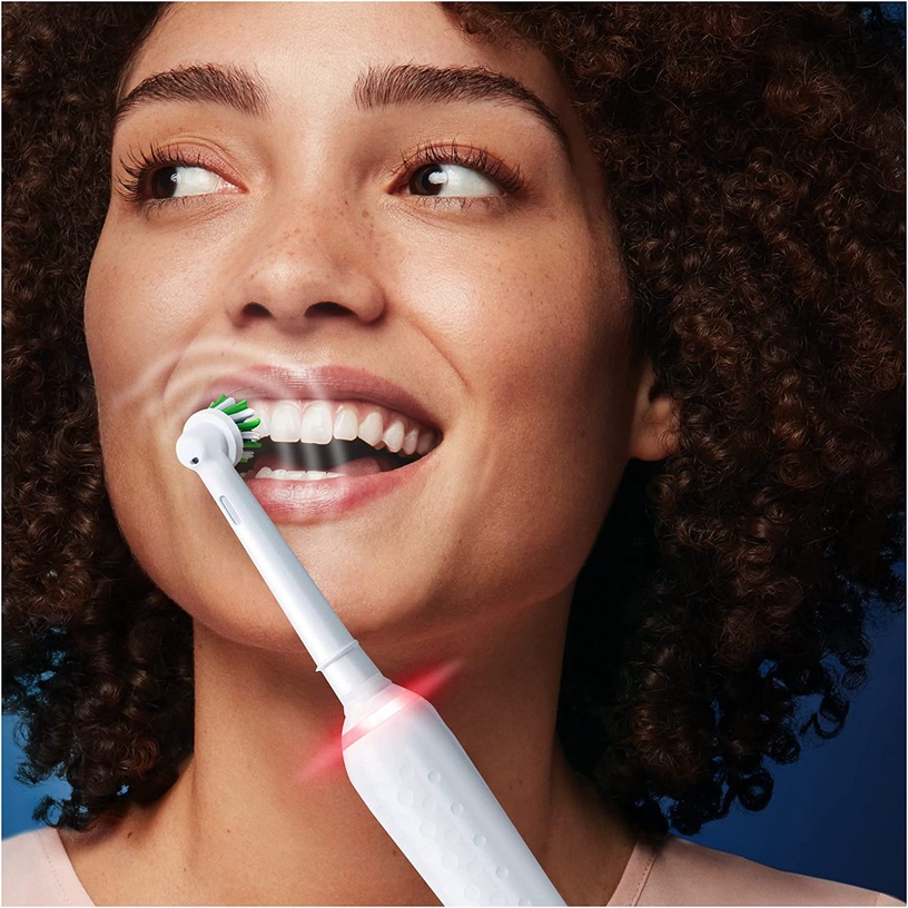 Elektriskā zobu birste Braun Oral-B Pro 3 3000 CrossActio, balta