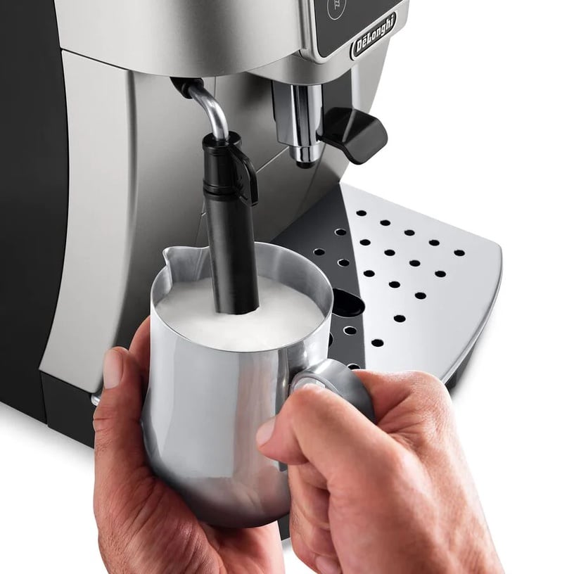 Automātiskais kafijas automāts DeLonghi Magnifica ECAM 220.30.SB