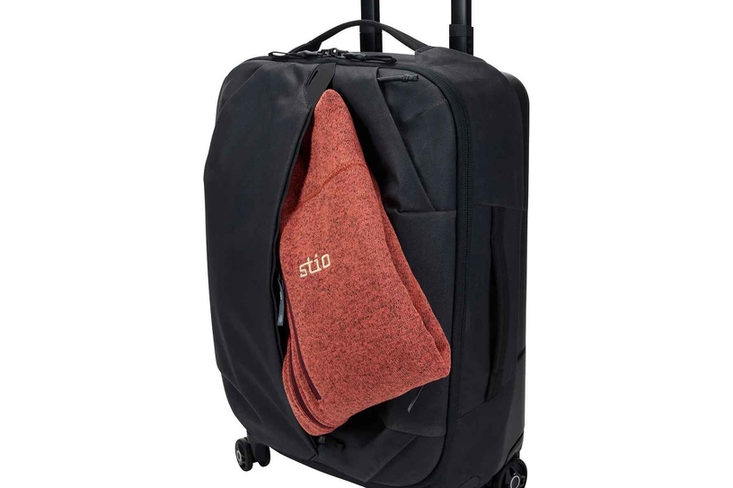 Чемодан Thule Aion 3204719, черный, 35 л, 35 x 23 x 55 см