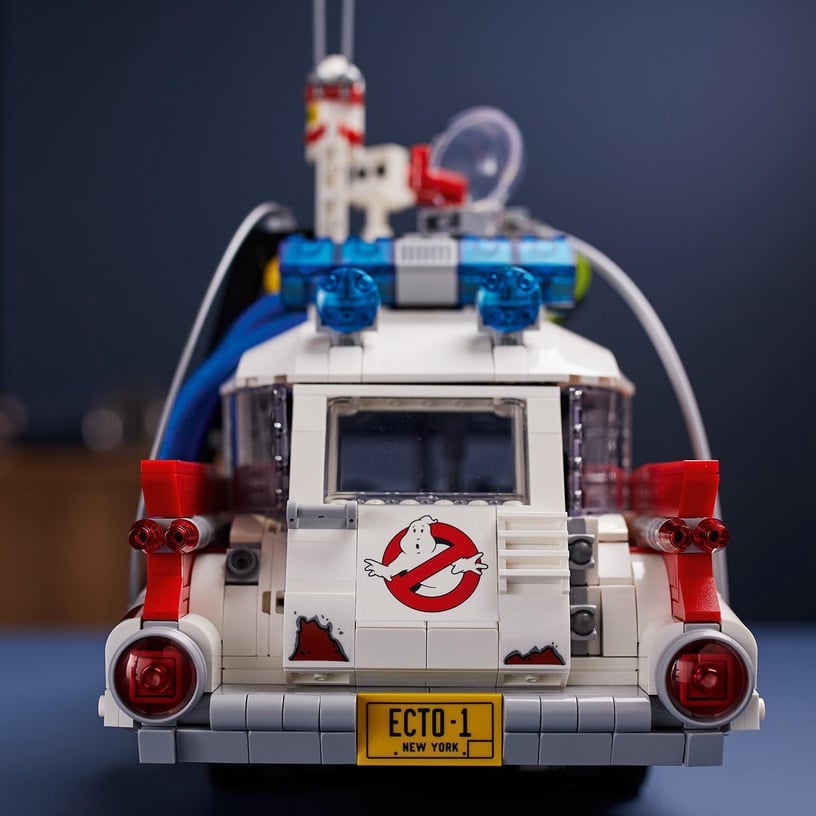 Konstruktors LEGO ICONS Ghostbusters™ ECTO-1 10274, 2352 gab.