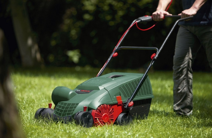 Скарификатор Bosch UniversalRake 900, 900 Вт