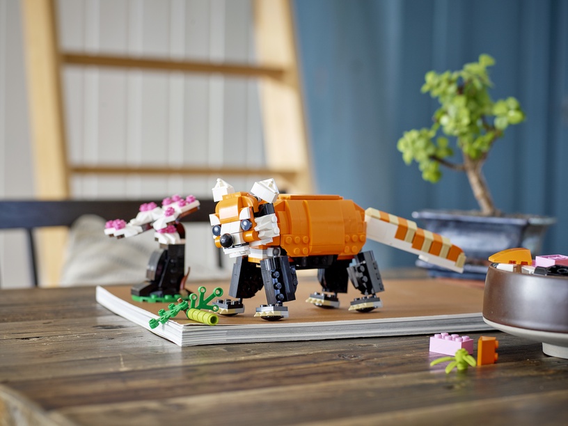Конструктор LEGO® Creator 3 v 1 Величественный тигр 31129, 755 шт.