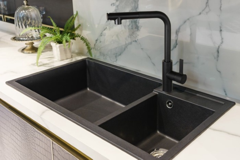 Köögisegisti Invena Preto BZ-48-W04-L, must