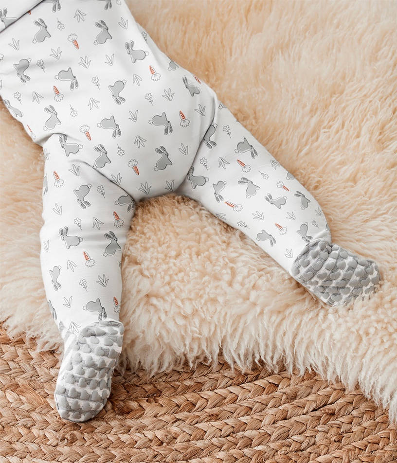 Kombinezons, mazuļiem Love To Dream Enclosed Foot Romper Bunny, balta/pelēka, 12-18 mēn.