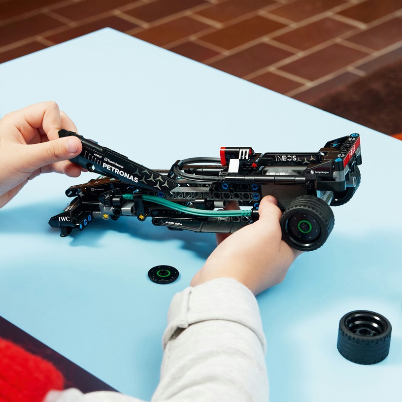 Konstruktors LEGO® Technic Mercedes-AMG F1 W14 E Performance Pull-Back 42165
