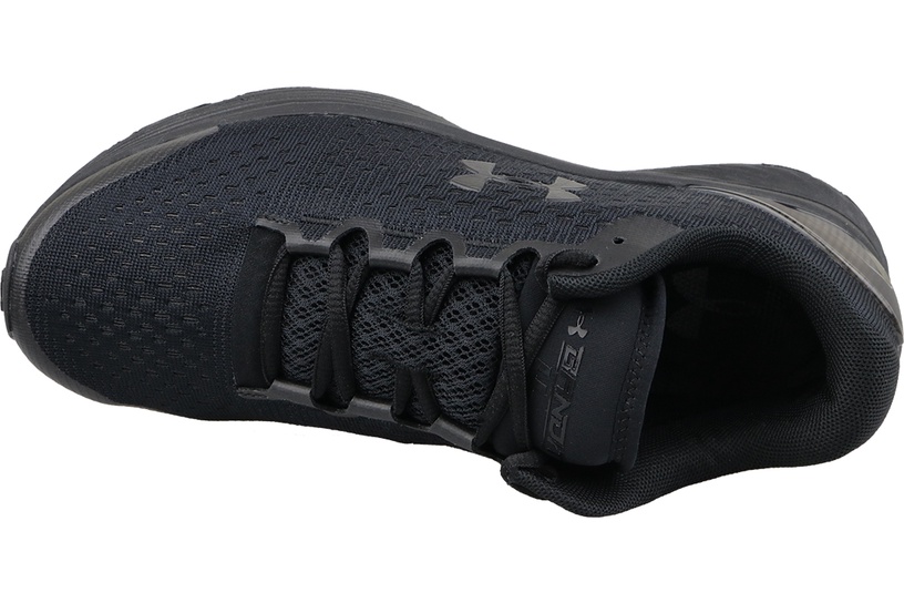 Spordijalatsid Under Armour Charged, must, 42.5