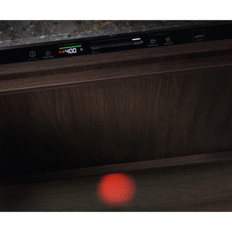 Iebūvējamā trauku mazgājamā mašīna Electrolux EEG69405L, melna