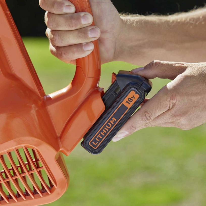 Bezvadu lapu pūtējs Black & Decker BCBL200L